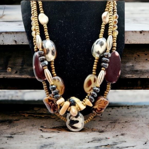 ANIMAL PRINT CHUNKY BEAD & STONE STATEMENT NECKLACE - Picture 2 of 5